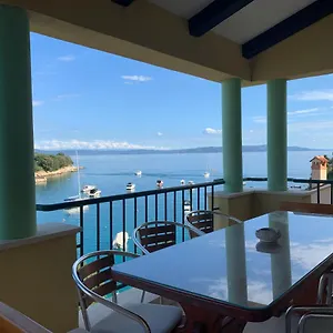 Appartamento Villamar Beachfront With Free Private Parking