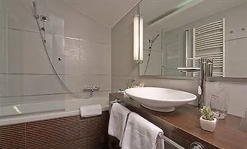 Boutique Hotel Adoral Rabac 4*,